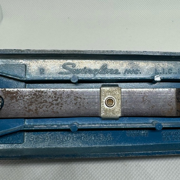 Vintage Swingline Stapler blue 9" in Length - Picture 7 of 7